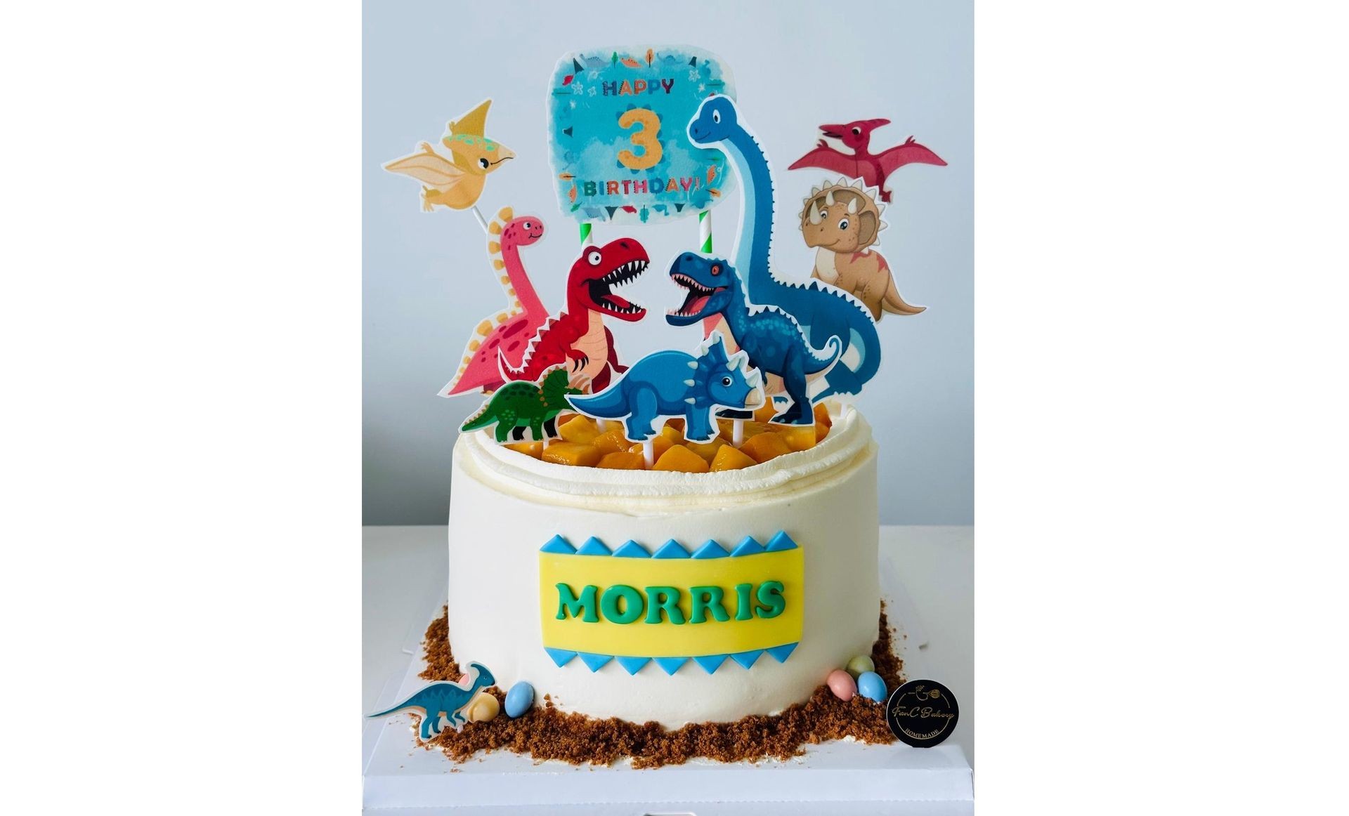 Dinosaur Themed Cake (6"/8"-$120/$180)